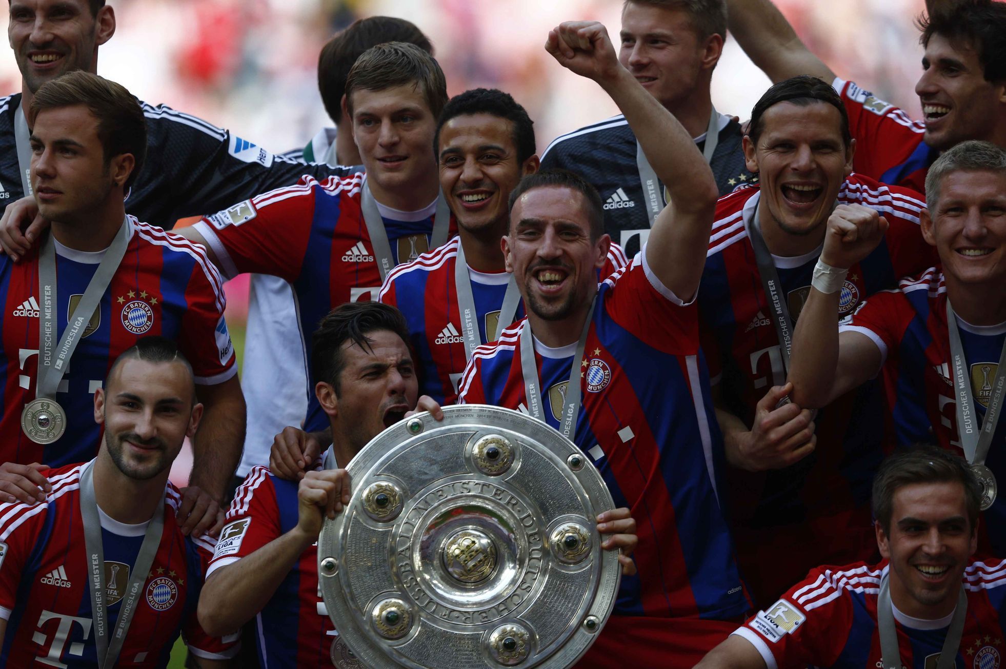 Bayern Mnichov slaví německý titul za sezonu 2013/14