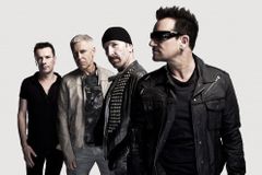 U2 představí nový song na Superbowlu. Bude charitativní