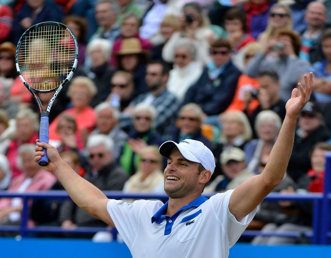 Andy Roddick triumfoval v Eastbourne