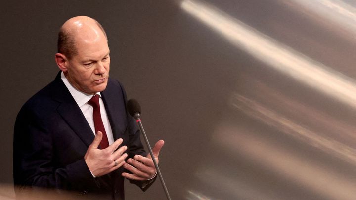 S kancléřem Scholzem není spokojená skoro polovina Němců, je podle nich málo rozhodný; Zdroj foto: Reuters