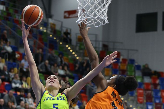 EL basketbal: ZVVZ USK Praha - Schio: Sonja Petrovič