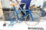 Mezi nejhezčí kola, na která bylo možné letos narazit na cyklistických výstavách a veletrzích, patřila bezesporu i produkce znovuzrozené české značky Favorit. Na snímku je městský sportovní model Bigboss na pražské výstavě For Bikes.