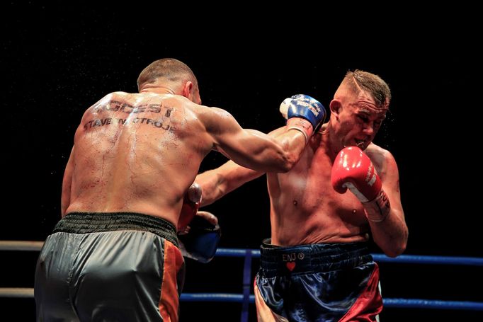 Den rváčů v Plzni - Pavel Šour vs. Václav Pejsar (box, těžká váha)