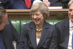 Britská vláda vyhrála další klíčová hlasování o brexitu