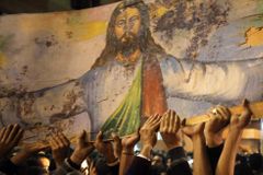 Egyptské kostely obchází strach, nesmějí k nim auta