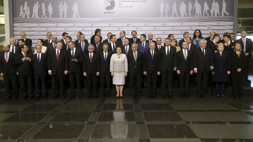 Státníci Evropské unie na summitu v Rize.