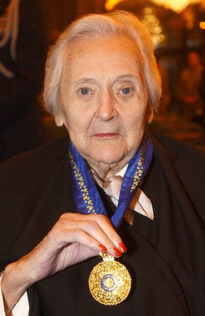 Nancy Wakeová