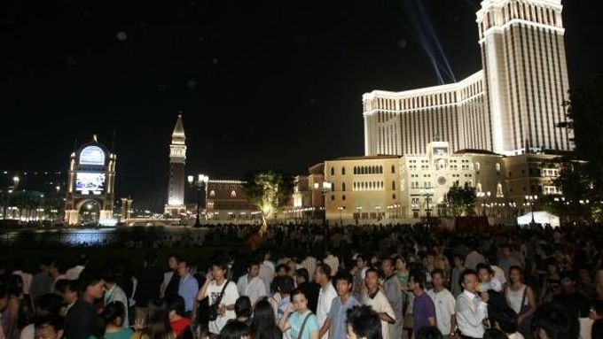 Největší kasino světa Venetian v Macau