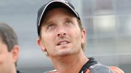 5 Colin Edwards (USA, FTR-Kawasaki). Američan se loni trápil a také zdraví mu nesloužilo na 100%. Sympatický Texasan je po předsezonních testech spokojený a těší se na souboje mezi jezdci CRT. Statistika v MotoGP před sezonou 2013: 168 odjetých Velkých cen, bez vítězství, 3 pole positions, 1190 bodů.