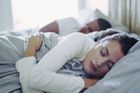 Tak pomáhá nahota: Spát bez šatů je prý zdravější