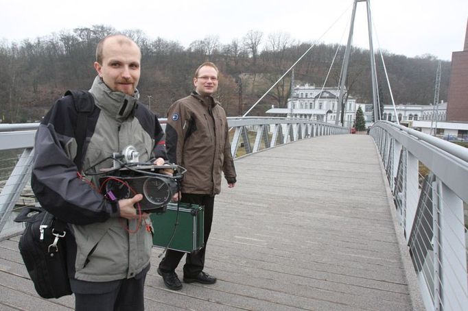 Stěhovat na druhý břeh se budou i vývojáři elektrotechniky