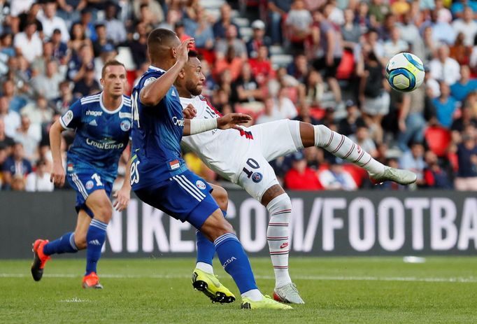 Soccer Football - Ligue 1 - Paris St Germain v RC Strasbourg - Parc des Princes, Paris, France - September 14, 2019  Paris St Germain's Neymar scores their first goal   R