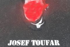 Vandal posprejoval podobiznu umučeného kněze Toufara před domem, kde žil jeho mučitel