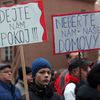 Demonstrace občanů Horního Jiřetína
