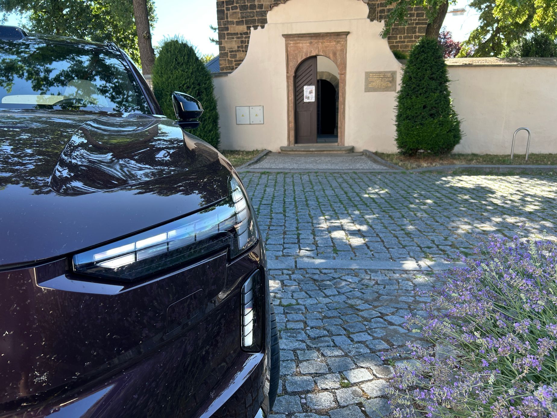Volvo EX90