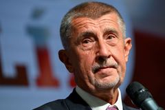 V návrhu rozpočtu na příští rok chybí i sedm miliard na školství, stěžuje si Babiš