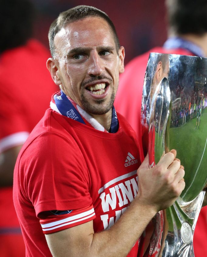 Franck Ribéry slaví zisk Superpoháru