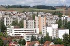 Vietnamci opouštějí Prahu, Izraelci ji skupují