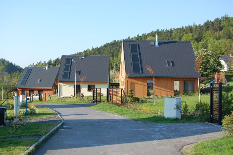 Dům se solárními panely