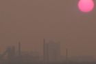Sever Moravy dusí smog, prachu je až třikrát nad limit