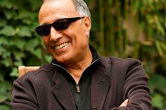 Uznávaný íránský režisér Abbás Kiarostamí zemřel, bylo mu 76 let