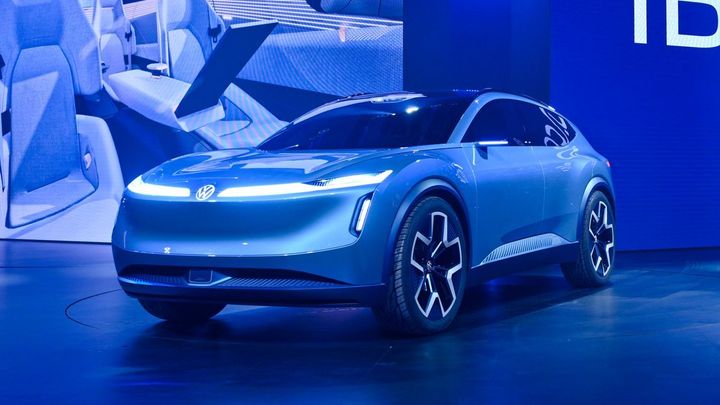 Evropu přehlížejí, v Číně ale válí. VW i Mercedes ukazují v Pekingu zásadní novinky