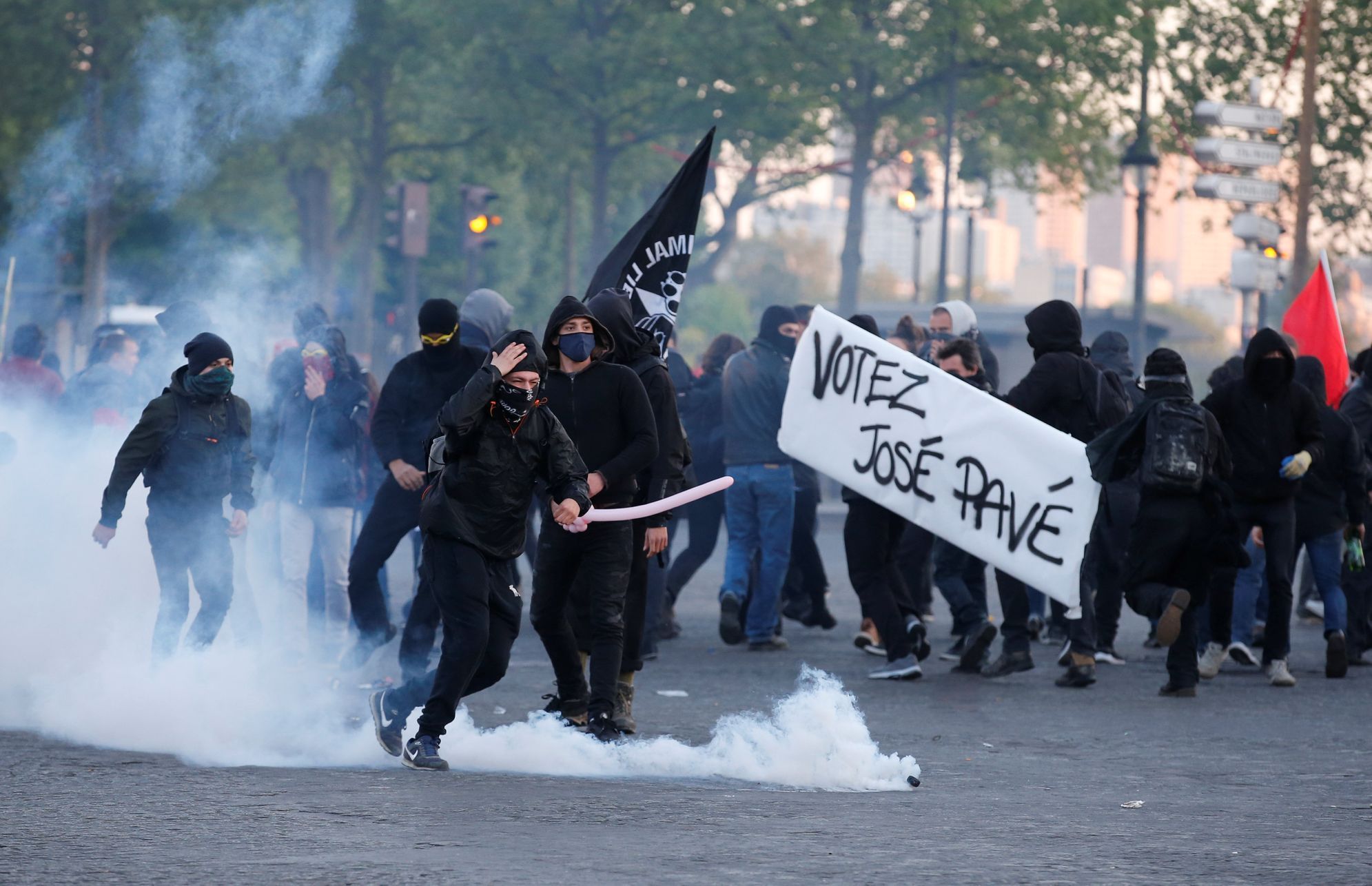 Demonstrace v Paříži, volby 2017