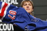 Ruský útočník Alexej Čerepanov, sedmnáctka loňského draftu, obléká dres New Yorku Rangers.