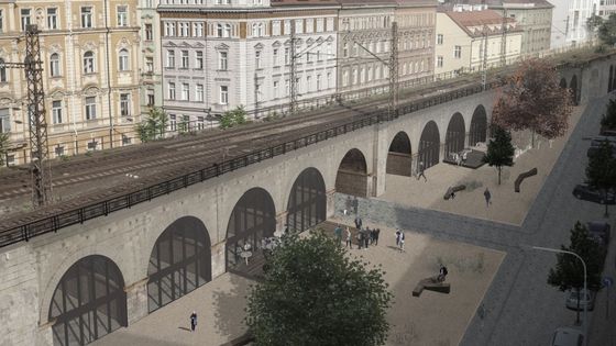 Foto: Velká oprava Negrelliho viaduktu začala. Zavírá i jedna z posledních lidových hospod v Karlíně