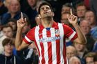 Kanonýr Costa míří z Atlética Madrid za miliardu do Chelsea