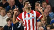 10. Diego Costa (Atlético Madrid) 51 ( v milionech eur) - Začínáme odzadu. Costa patřil k hlavním hrdinům letošní fantastické sezony Atlética. Kdo ví, jak by dopadlo finále Ligy mistrů, kdyby kvůli obnovenému zranění nestřídal už v začátku. Mocně po něm touží Chelsea.