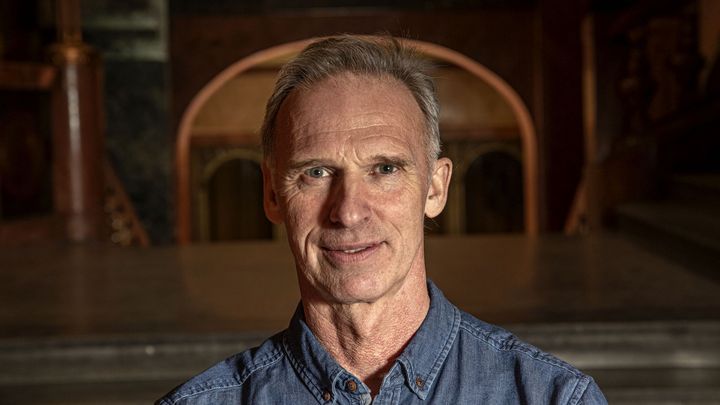 Souboj gólmanů Hašek prohrál, propadl i režisér Bastardů. Jak si u voleb vedli slavní
