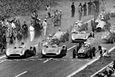 F1, VC Francie 1954 (Remeš): Juan Manuel Fangio (18), Karl Kling (20) a Hans Herrmann  (22) - Mercedes-Benz W 196 R streamliner