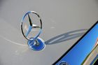 Z Daimleru bude jen Mercedes-Benz. Divize nákladních aut vstoupí sama na burzu