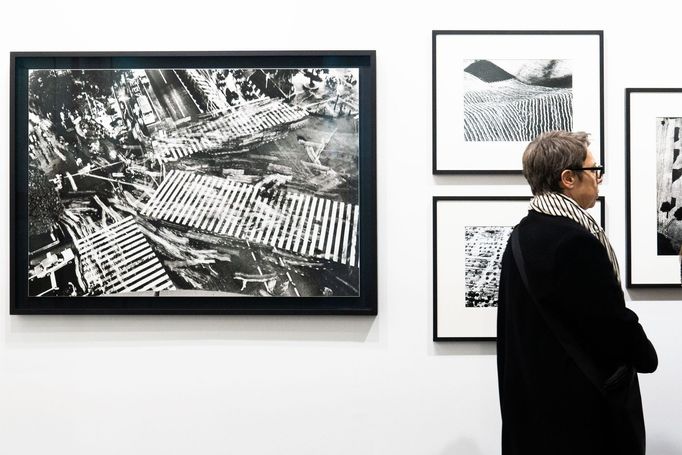 Fotoreportáž z mezinárodního fotografického veletrhu Paris Photo 2022