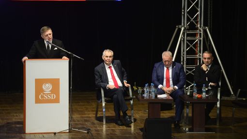 Miloš Zeman vystoupil na sjezdu ČSSD 2018.