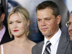 Matt Damon s Julií Stilesovou na premiéře