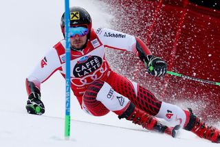 Marcel Hirscher při obřím slalomu v Alta Badii.