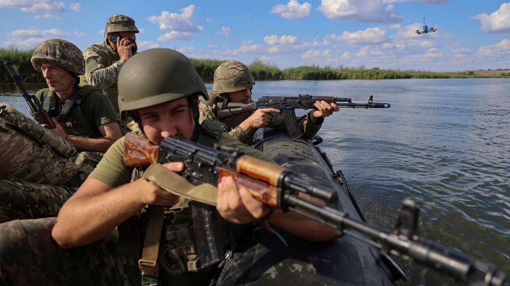 Americký generál o ruských ztrátách: Putin musí vědět, že tohle nemůže trvat věčně