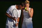 Siniaková bojuje o další titul z Wimbledonu. Poprvé může vyhrát po boku muže
