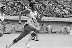 "Nepřehánět to se sexem." Svérázný Juantorena odhalil tajemství dobrého běžce