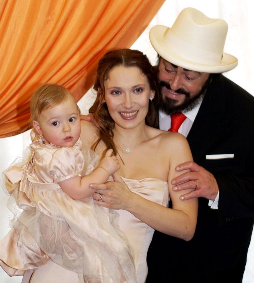Oficiální portrét druhé rodiny Luciana Pavarottiho
