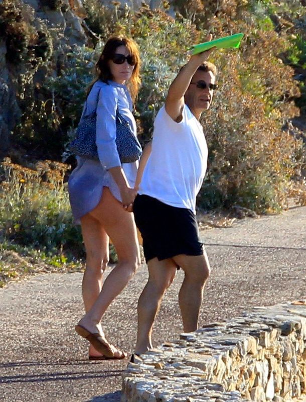 Carla Bruni a Nicolas Sarkozy na dovolené