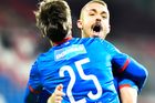 Plzeň rozcupovala Bohemku šesti góly a dotáhla Slavii, Budějovice předvedly obrat