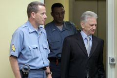 Haag potrestal exšéfa jugoslávské armády 27 roky vězení