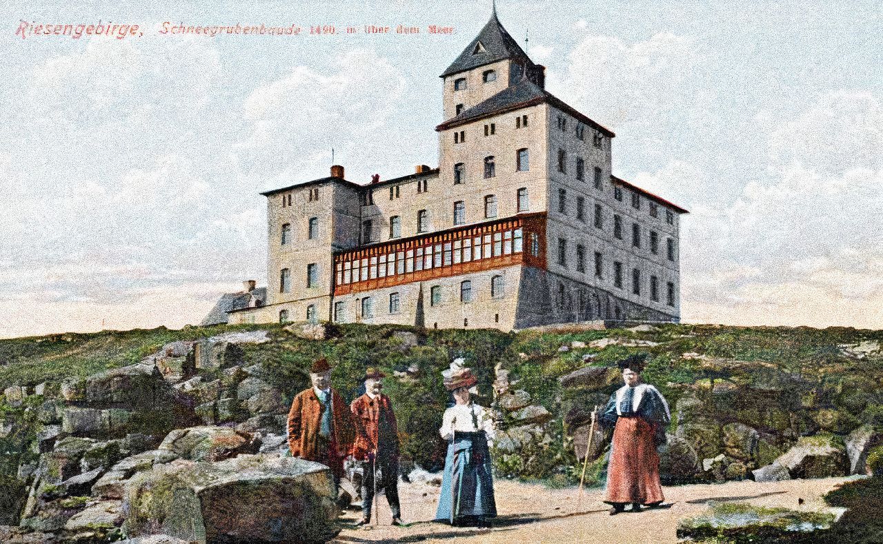 Bouda u Sněžných jam, Krkonošské boudy, Krkonoše, hory, historie, pokračování, Domácí