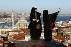 V arabských zemích se na ženy nesahá. I v Evropě se host musí přizpůsobit, ne naopak