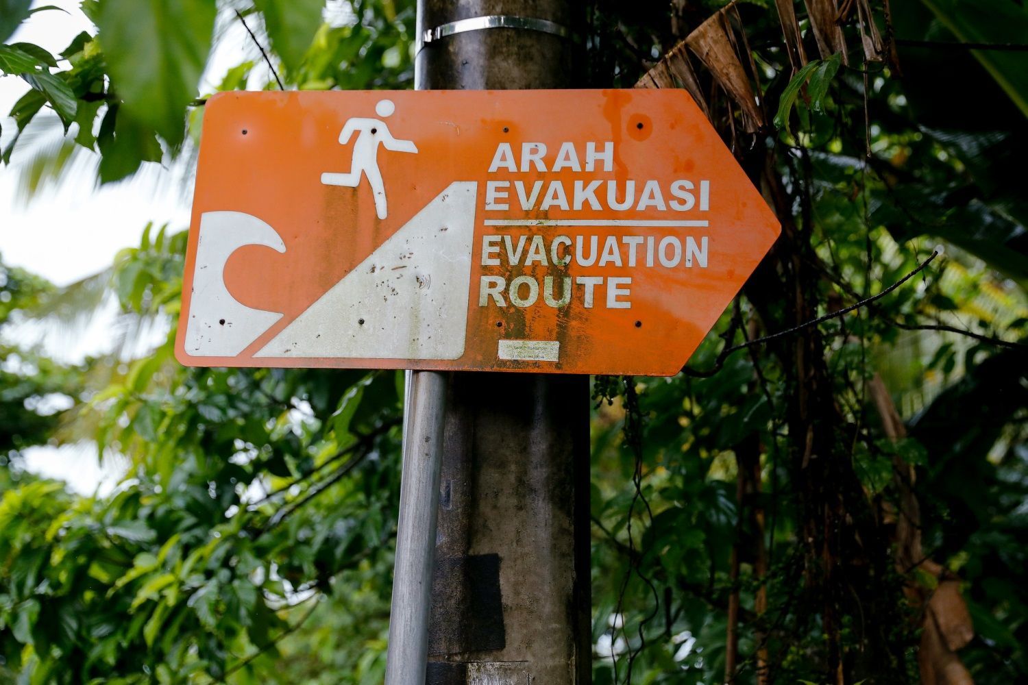 Indonésie tsunami po výbuchu sopky Krakatoa prosinec 2018