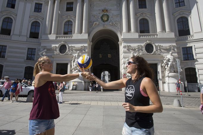 Barbora Hermannová a Markéta Sluková na MS ve Vídni 2017 (Hofburg)