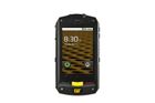 CAT B10 - odolný telefon s dual SIM a Androidem na českém trhu Dva odolné telefony CAT B10 a CAT B25 přináší na český trh společnost Caterpillar. Telefony by s přehledem měly přestát silné nárazy, prašné a vlhké prostředí a nízké teploty. Model CAT B10 běží na operačním systému Android. Je vybaven 3,2 palcovým displejem s rozlišením 320 x 480 obrazových bodů a ochranným sklem Asahi Strengthened Glass. Výkon telefonu má na starosti jednojádrový procesor Qualcomm běžící na frekvenci 800 MHz. Kapacita akumulátoru 2 000 mAh.  Doporučená cena telefonu je 8 990 Kč.